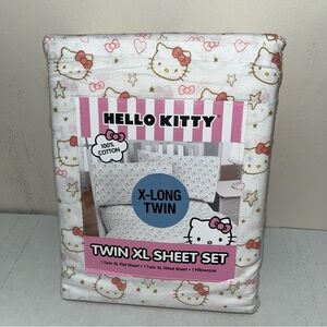 Hello Kitty Sheet Set in Pink, White & Gold Accents